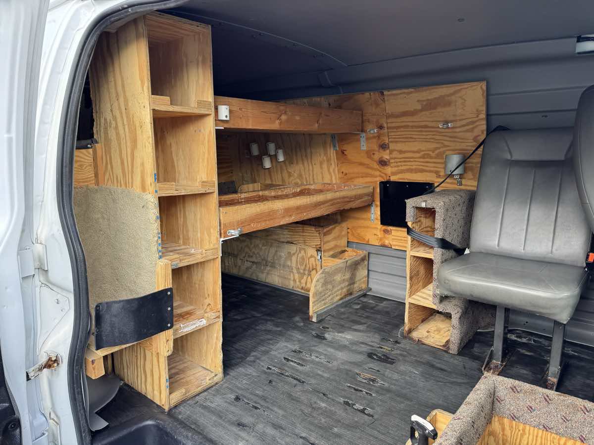 Used 2014 Chevrolet Express 1500 RWD image 29