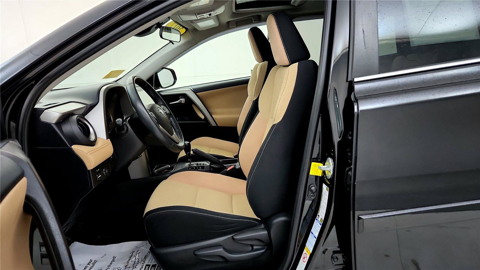 Used 2017 Toyota RAV4 XLE w/ Plus Extra Value Package image 25