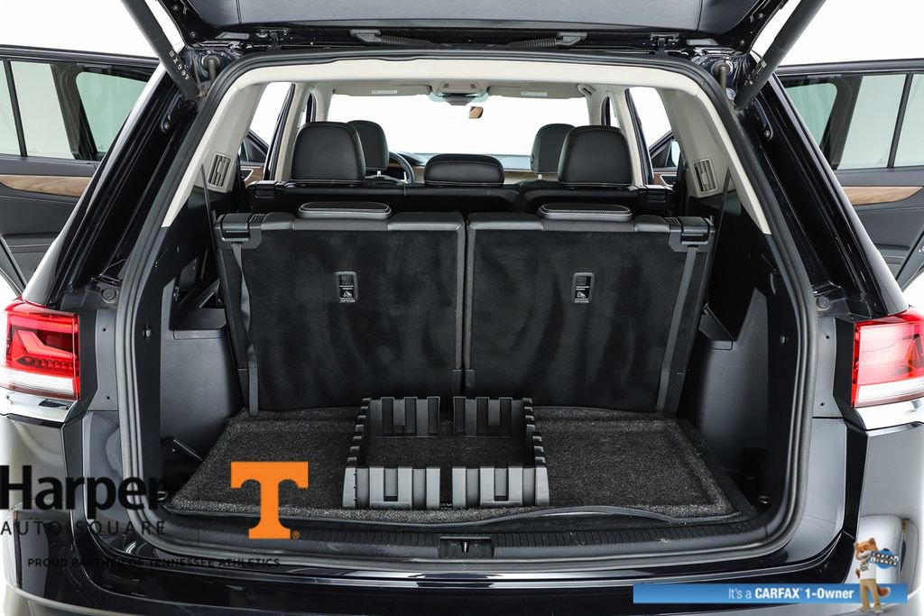 Used 2024 Volkswagen Atlas SE w/ Panoramic Sunroof Package FWD image 29