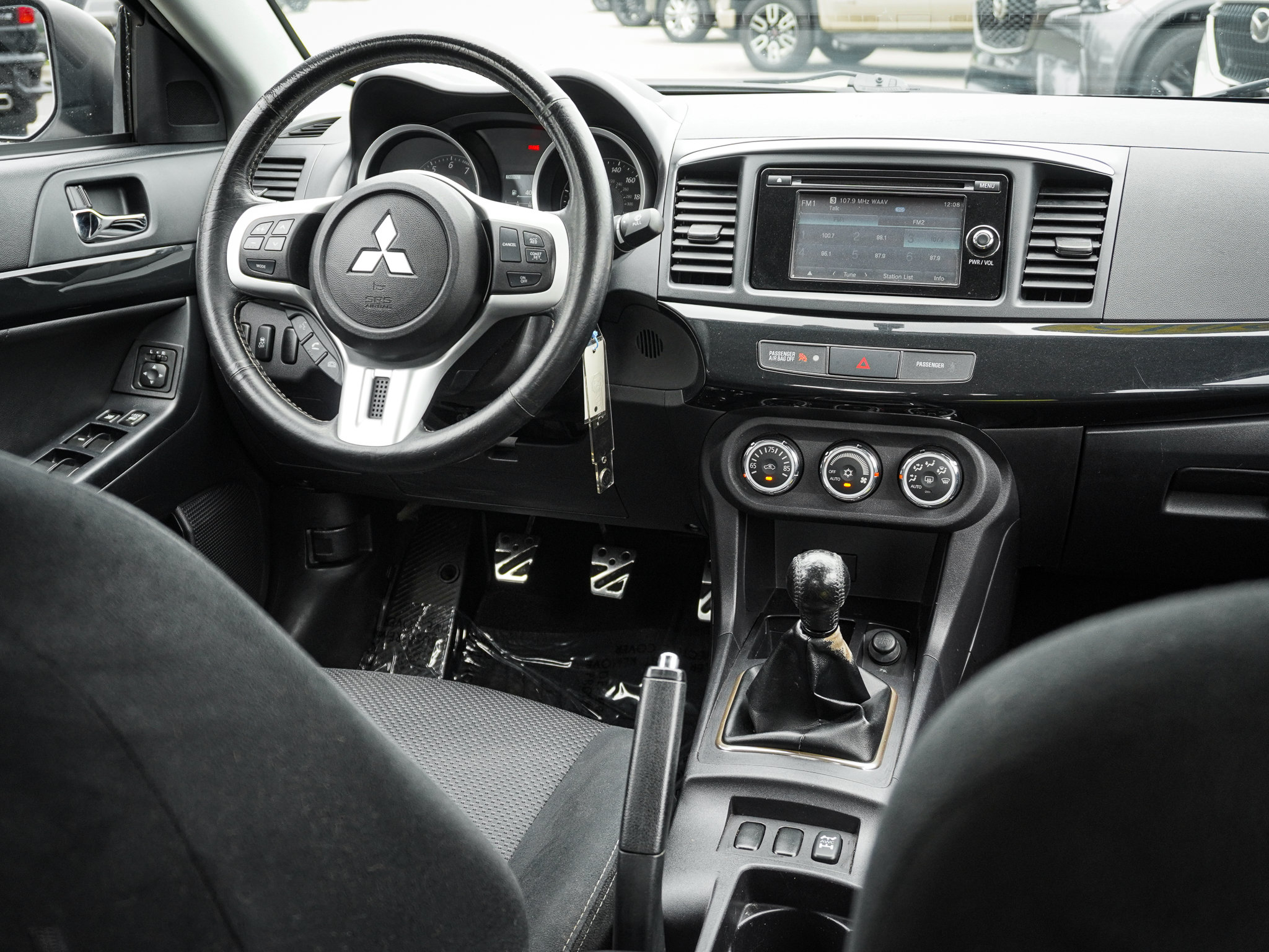 Used 2015 Mitsubishi Lancer Evolution GSR AWD/4WD image 28