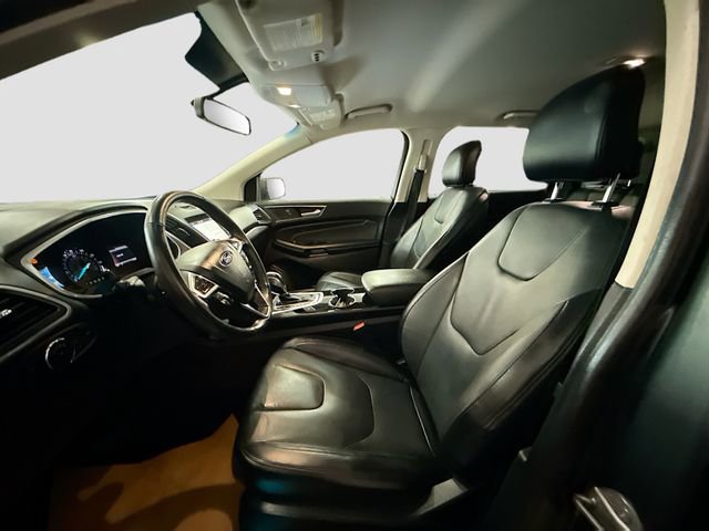 Used 2017 Ford Edge Titanium w/ Technology Package FWD image 22