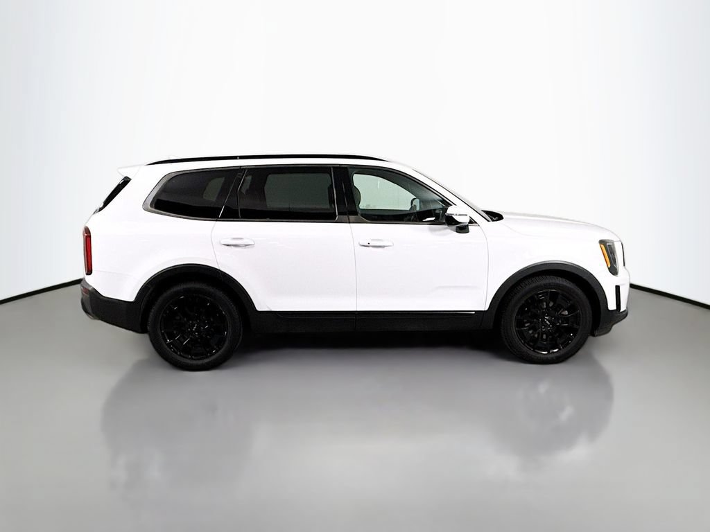 Used 2022 Kia Telluride SX w/ SX Prestige Package AWD/4WD image 4
