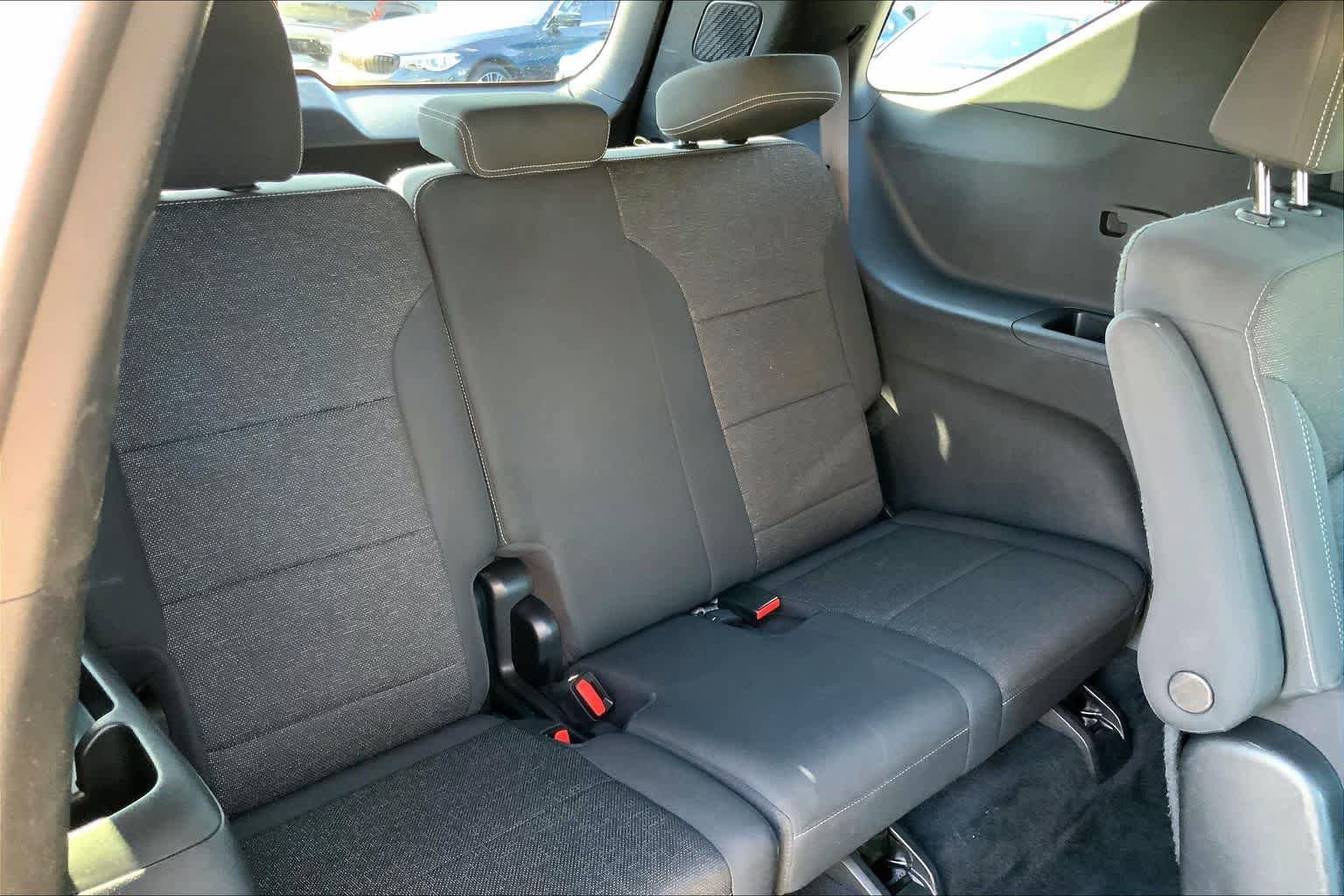 Used 2024 Chevrolet Traverse LT image 18
