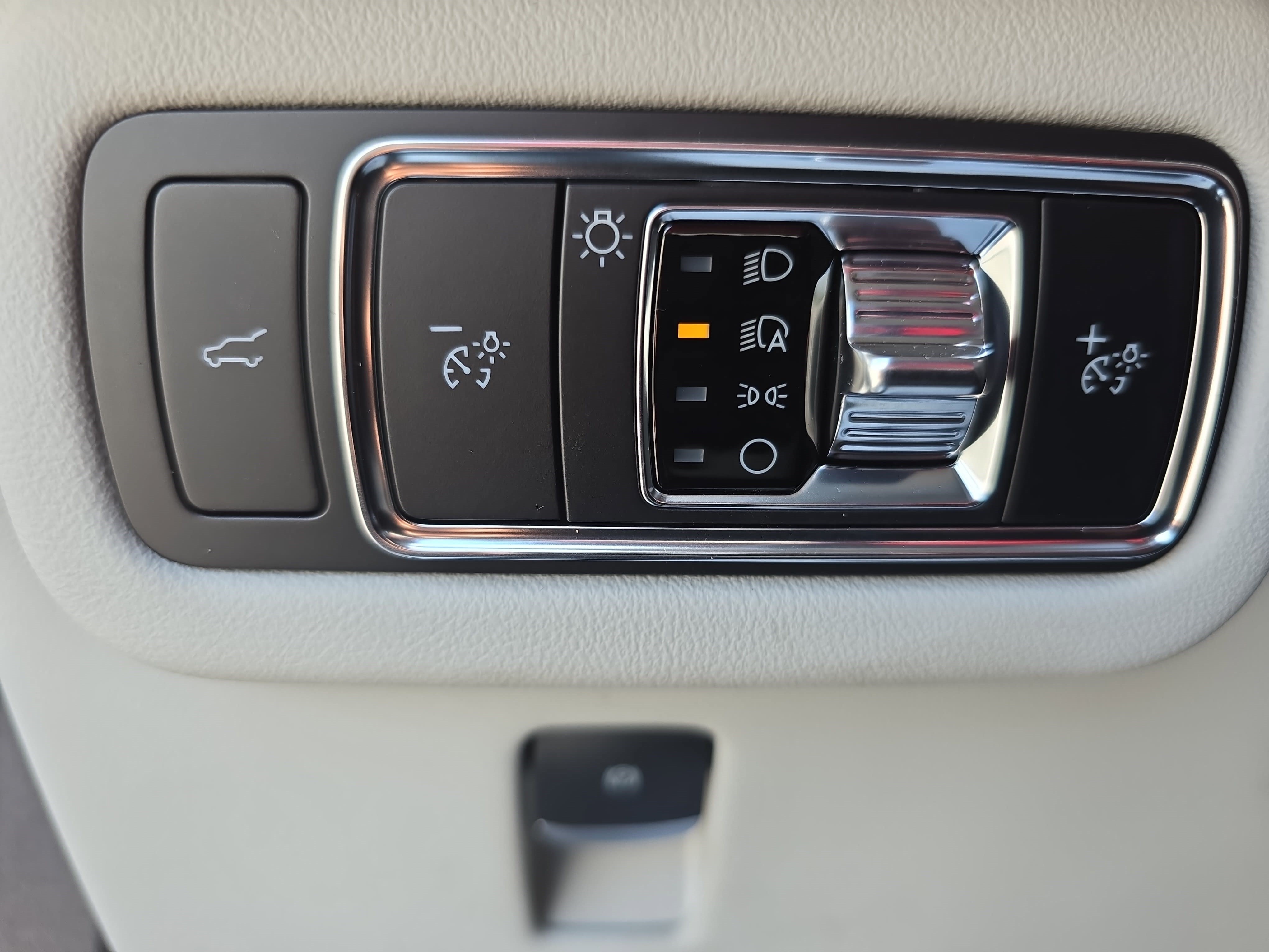 Used 2026 Lincoln Nautilus Premier w/ Equipment Group 102A AWD/4WD image 25