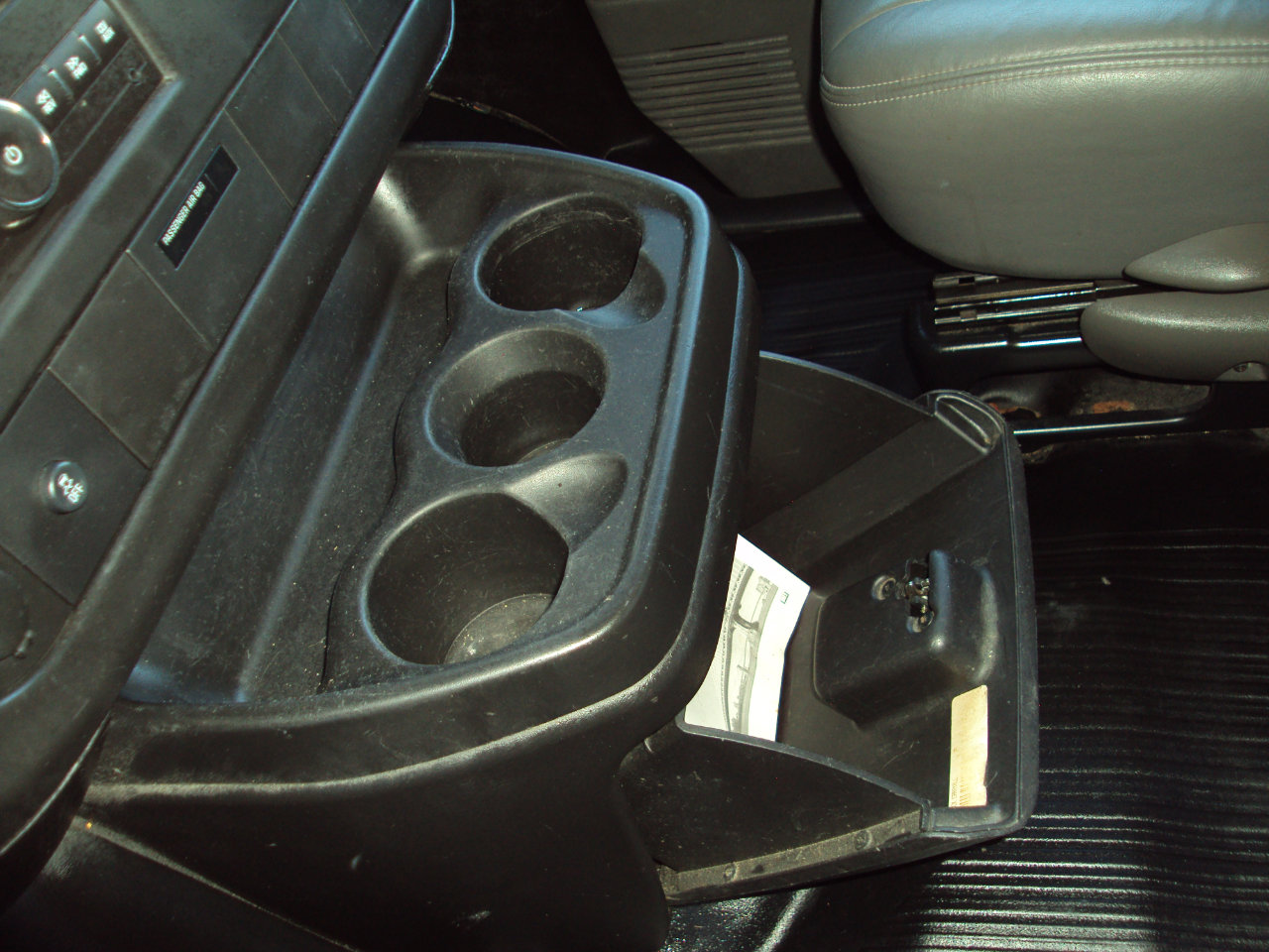 Used 2013 Chevrolet Express 1500 AWD image 21