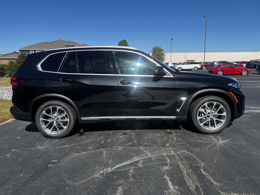 New 2026 BMW X5 sDrive40i image 4