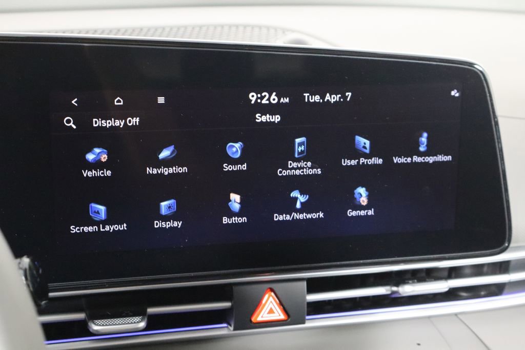 Used 2025 Hyundai Elantra SEL FWD image 33