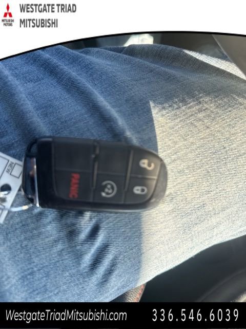 Used 2017 Dodge Grand Caravan GT image 23