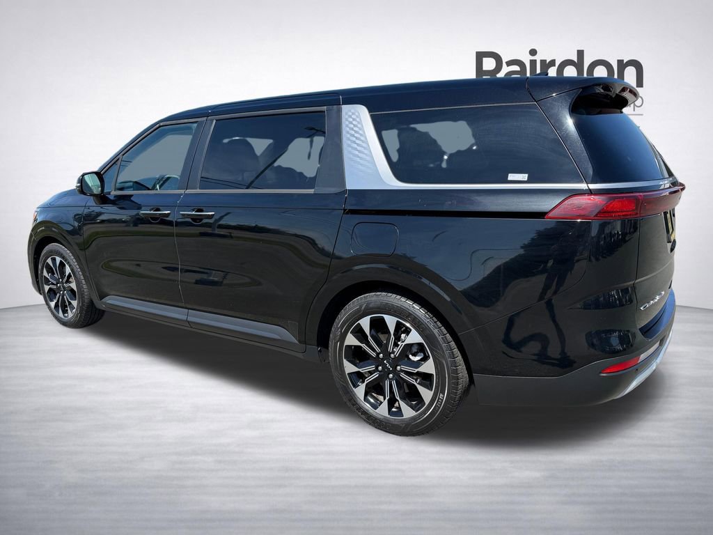 Used 2022 Kia Carnival EX FWD image 5
