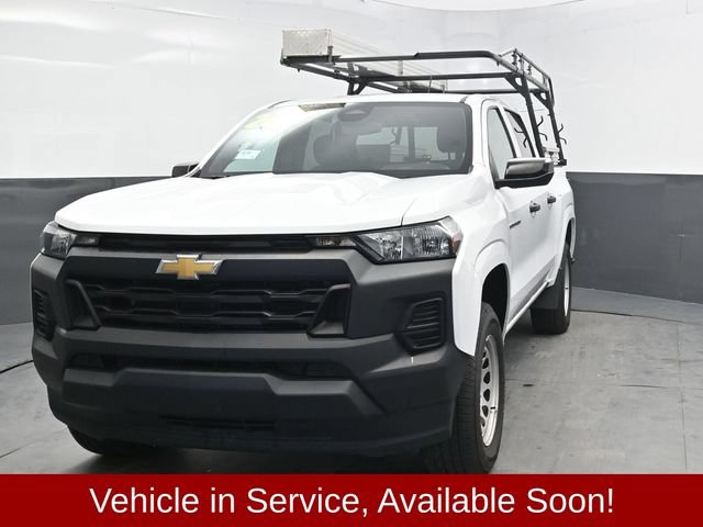 Used 2024 Chevrolet Colorado W/T w/ Safety Package RWD image 2