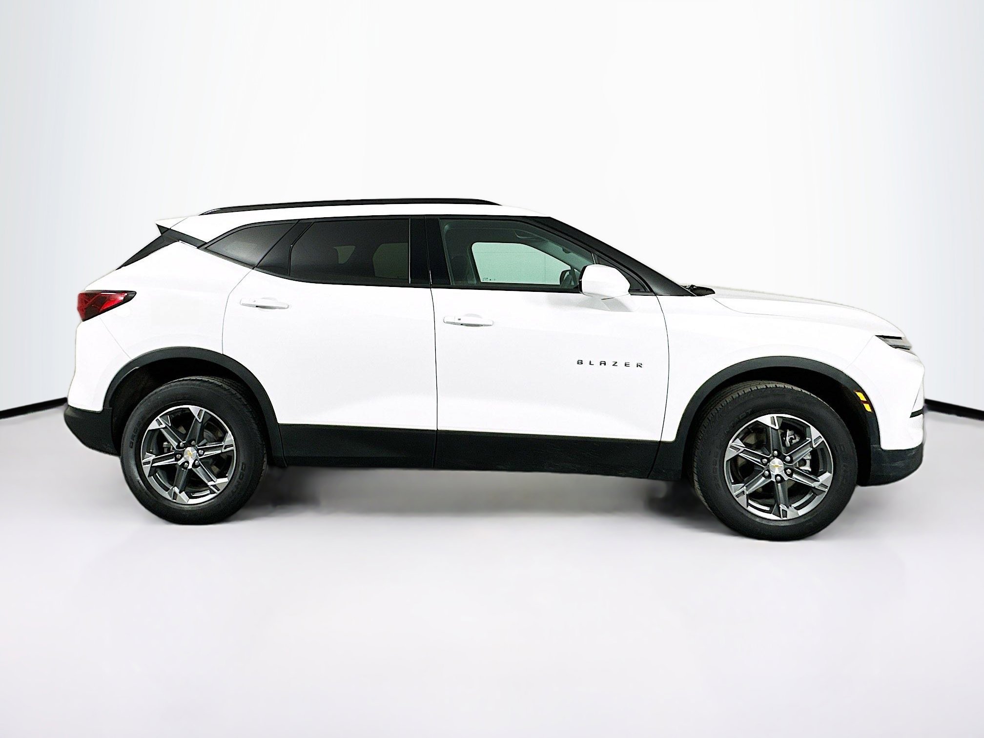 Used 2023 Chevrolet Blazer LT w/ Convenience Package image 10