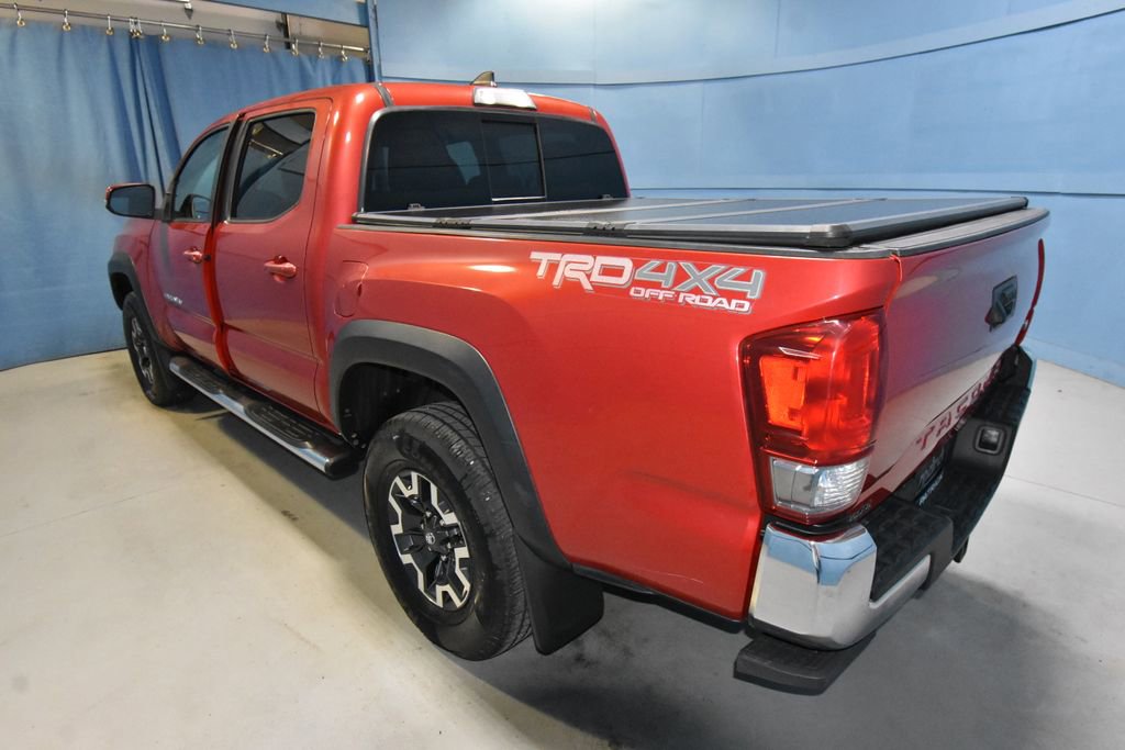 Used 2017 Toyota Tacoma TRD Off-Road w/ Tow Package (A/T) AWD/4WD image 25