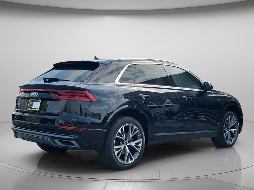 Used 2022 Audi Q8 Premium Plus image 7