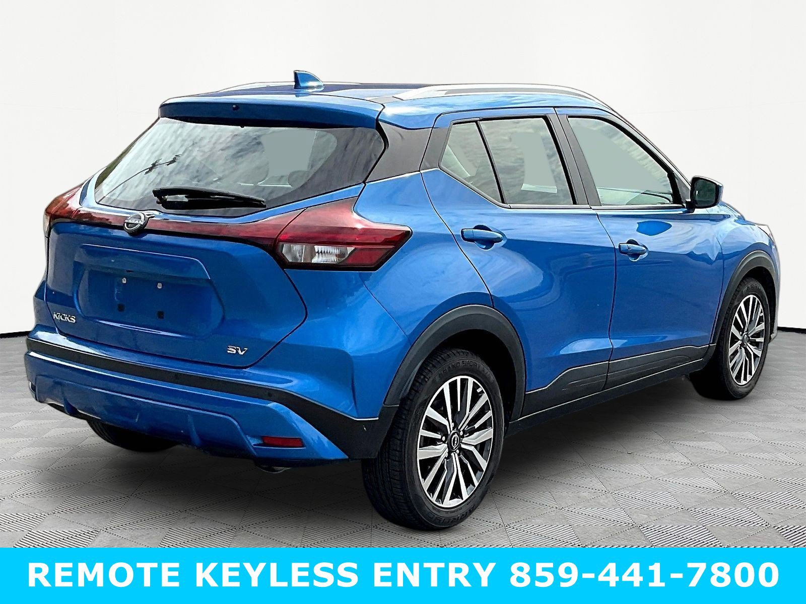 Used 2023 Nissan Kicks SV FWD image 6