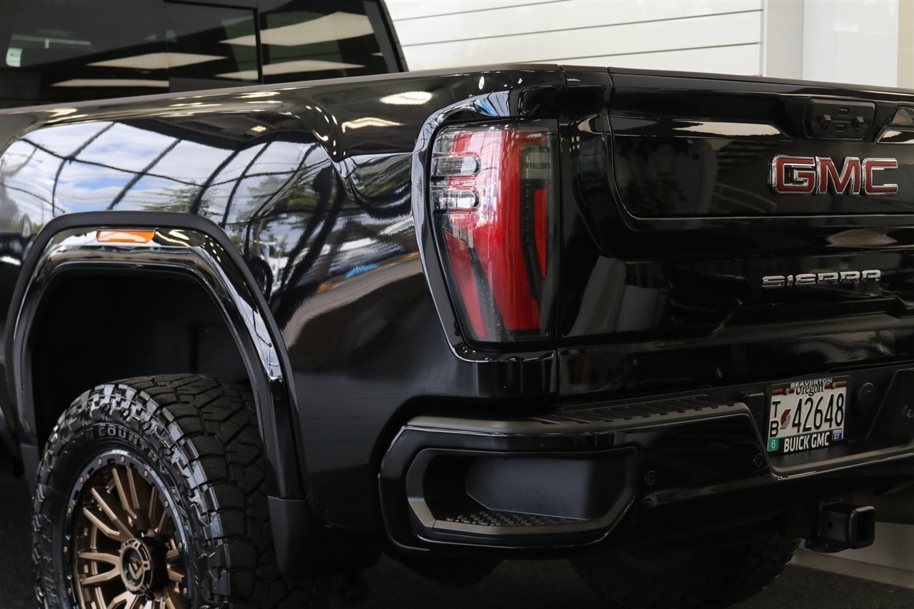 Used 2024 GMC Sierra 3500 AT4 w/ AT4 Premium Plus Package AWD/4WD image 15