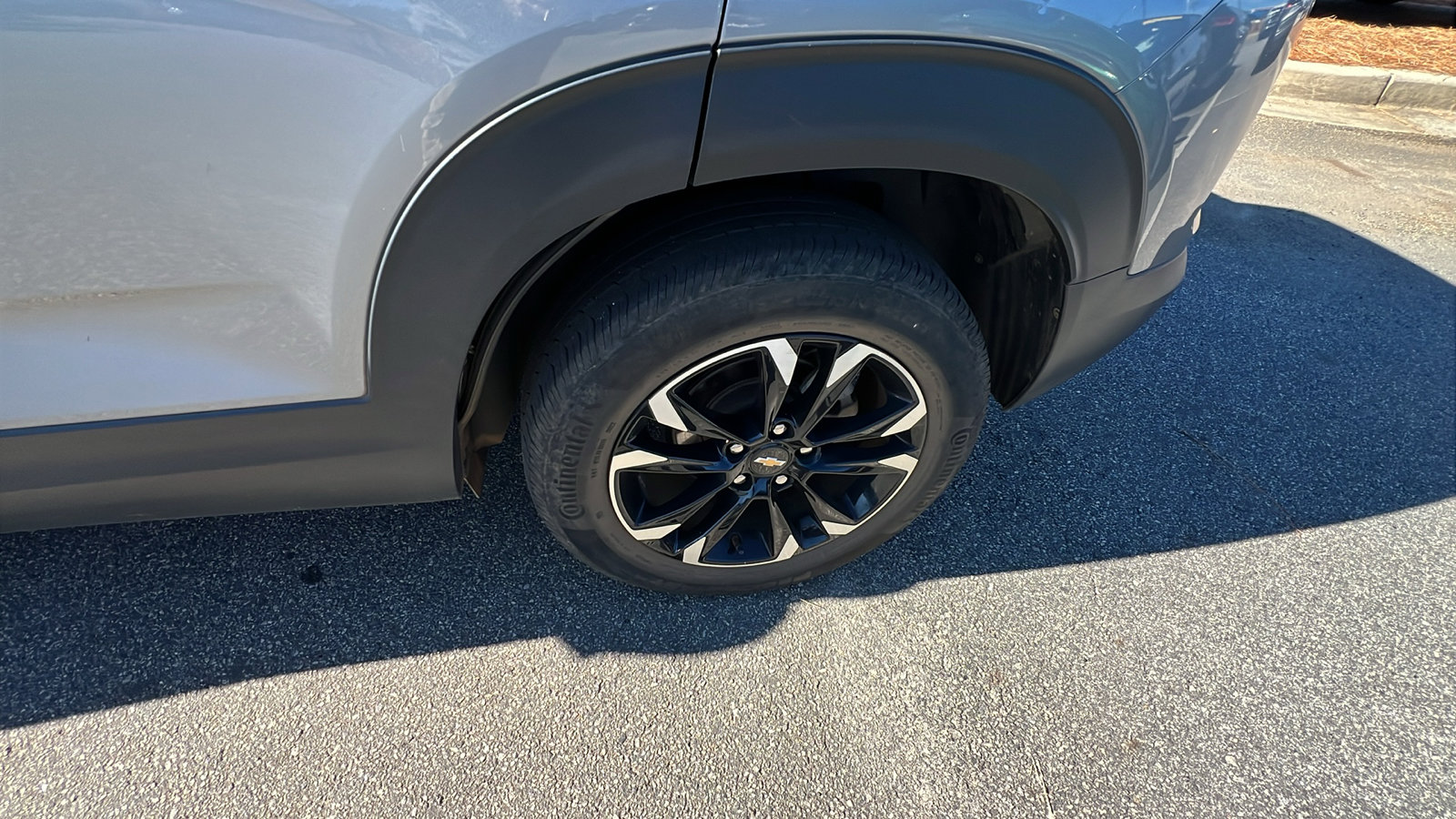 Used 2023 Chevrolet TrailBlazer LT w/ Convenience Package image 12