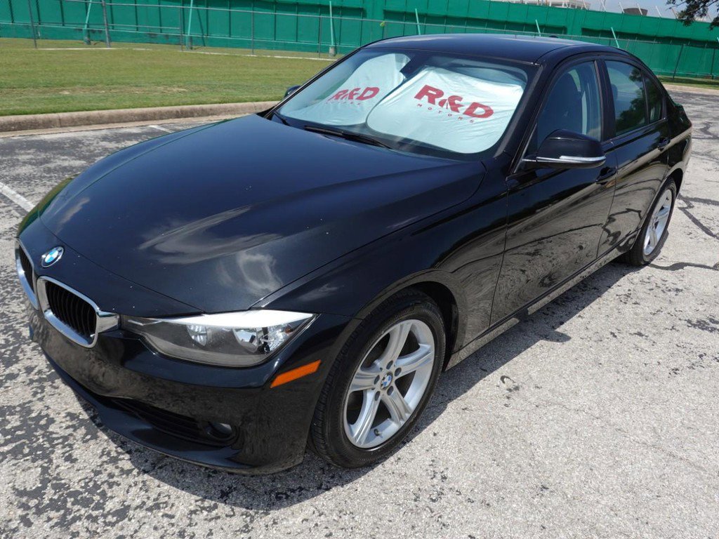 Used 2013 BMW 320i Sedan RWD image 3