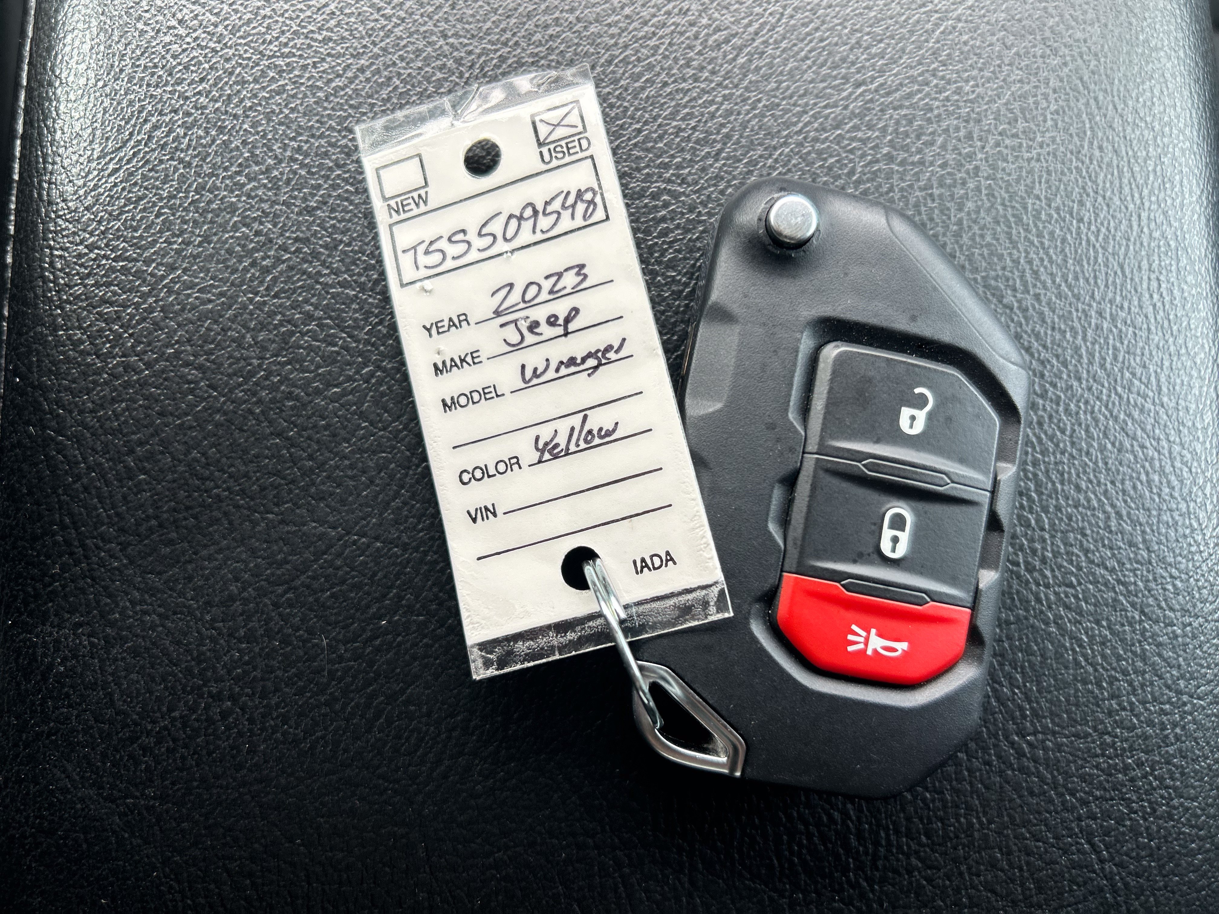 Used 2023 Jeep Wrangler Sport AWD/4WD image 33