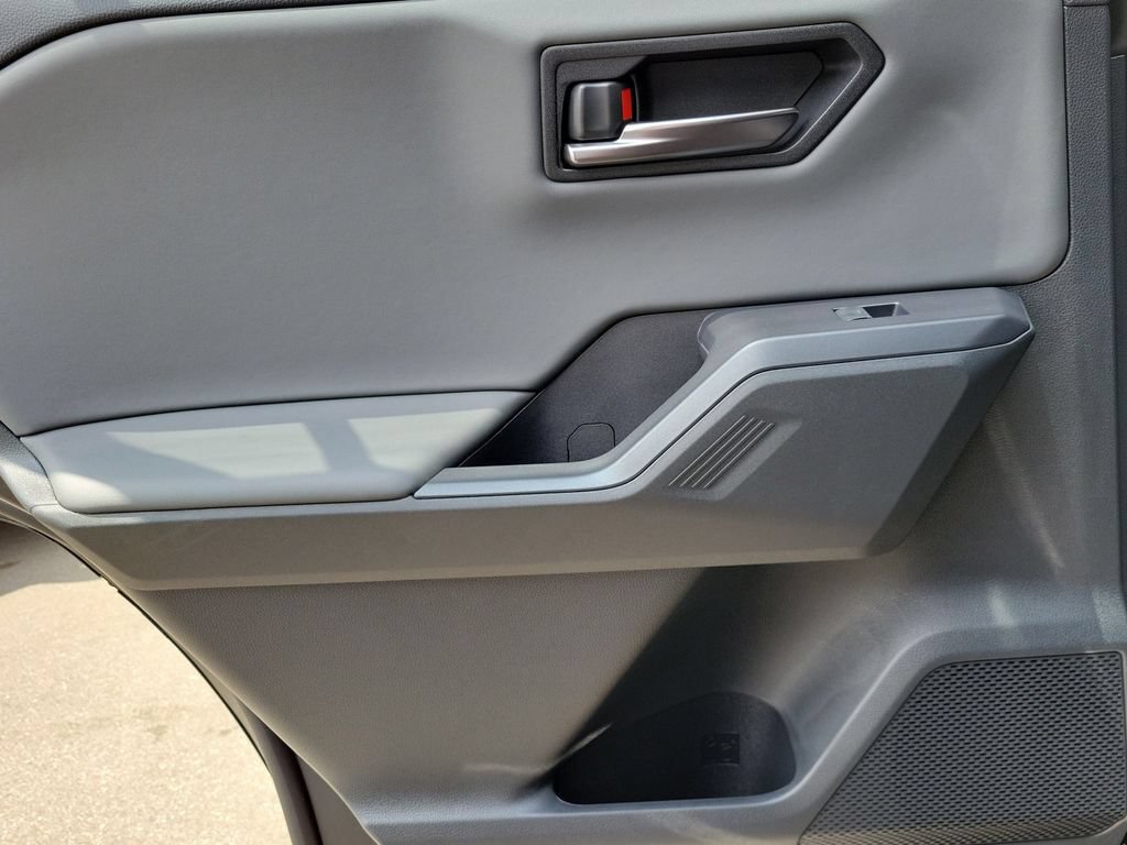 New 2026 Toyota RAV4 XSE AWD/4WD image 17