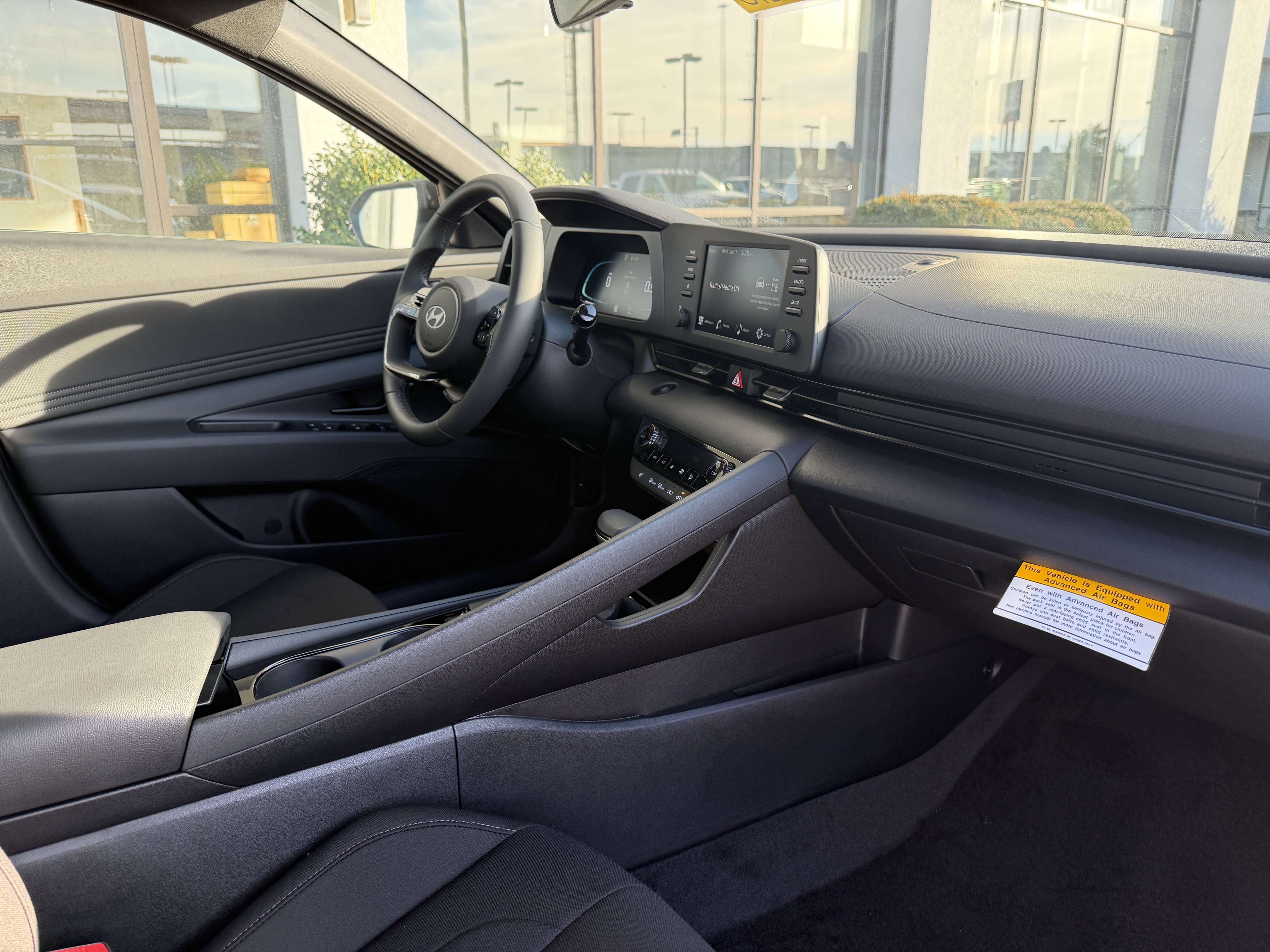 New 2026 Hyundai Elantra SEL Sport FWD image 18