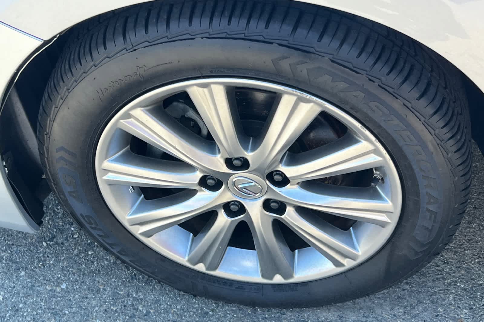Used 2016 Lexus ES 350 w/ Premium Package w/Wood Trim image 10