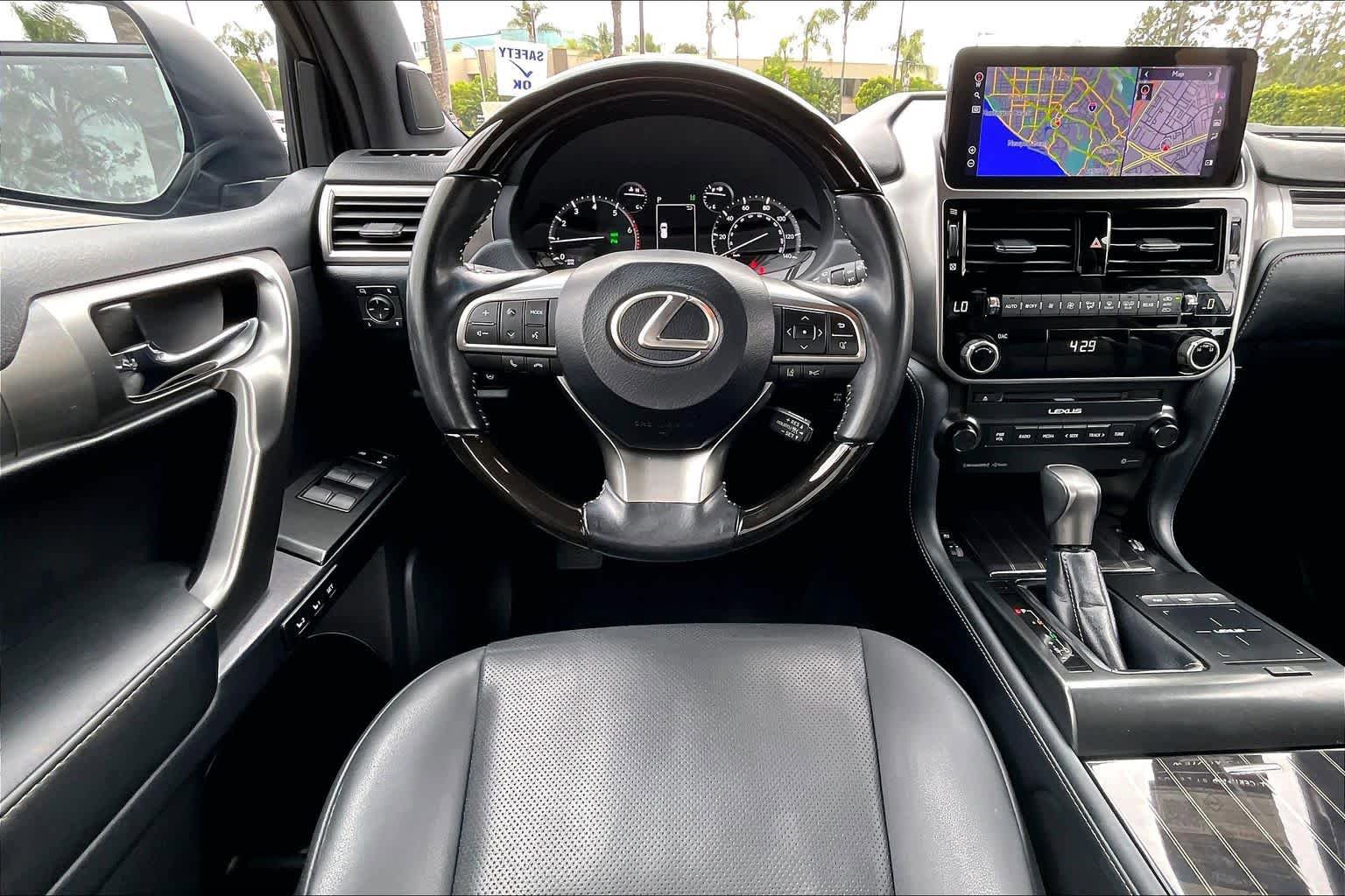 Certified 2023 Lexus GX 460 Premium w/ Premium Package AWD/4WD image 5