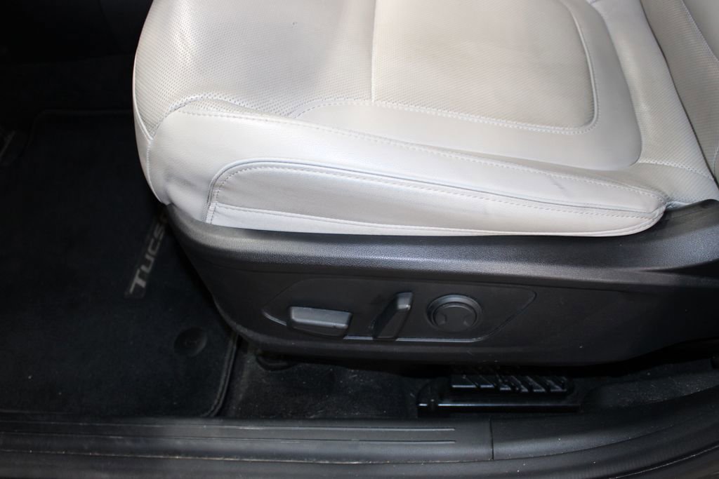 Used 2022 Hyundai Tucson Limited w/ Cargo Package image 13