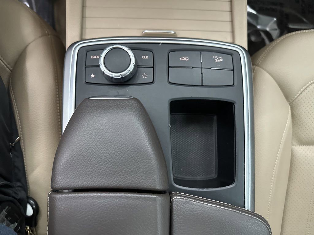 Certified 2016 Mercedes-Benz GL 450 4MATIC image 17