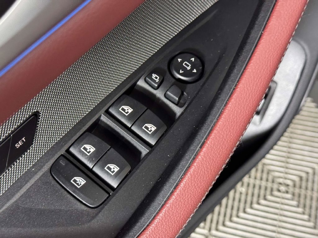 Used 2024 BMW i4 eDrive35 w/ Premium Package RWD image 17