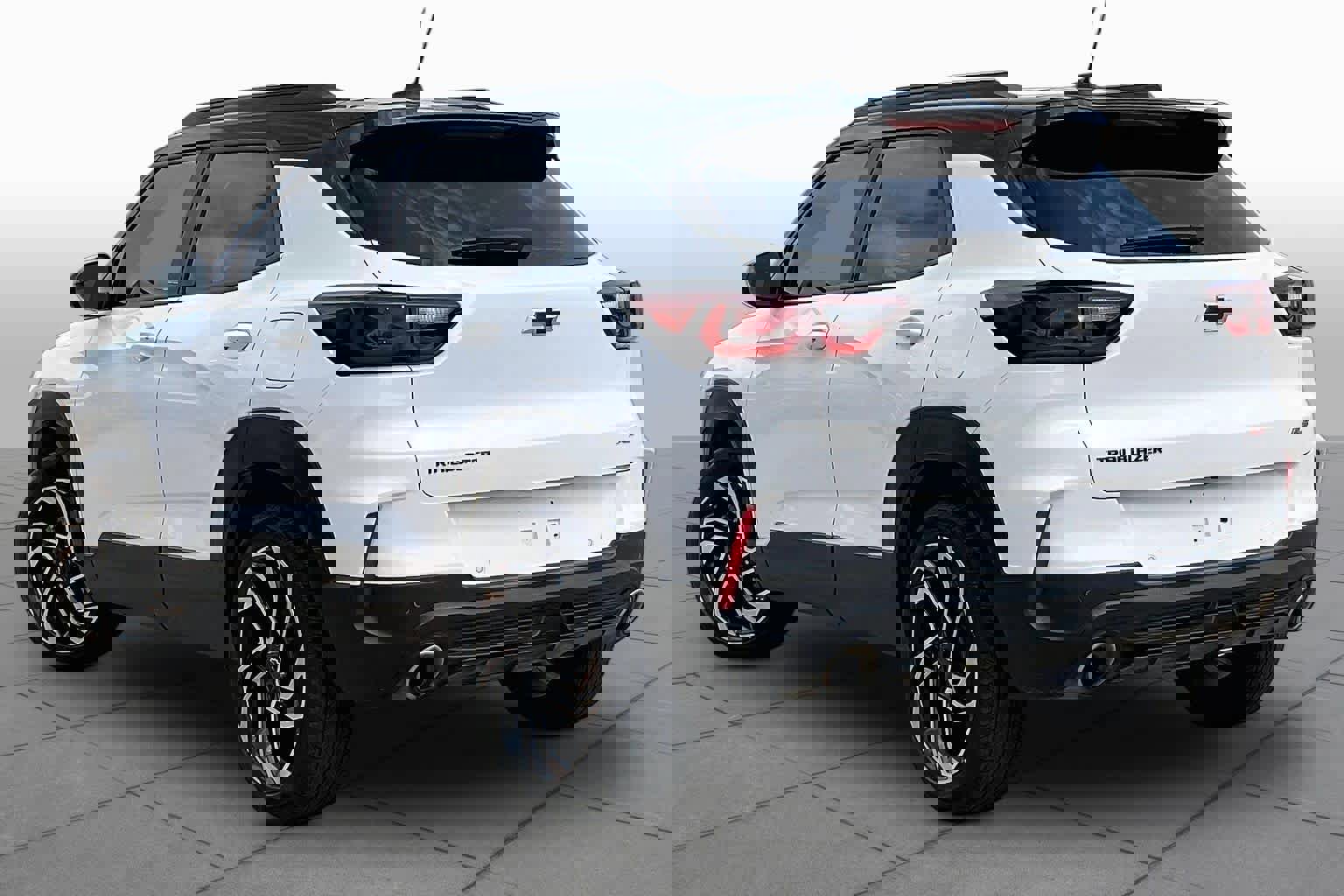 Used 2024 Chevrolet TrailBlazer RS w/ Driver Confidence Package image 12