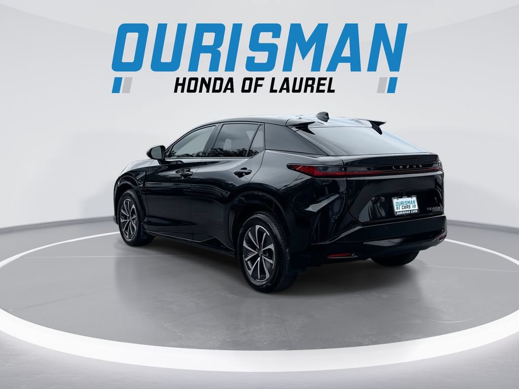 Used 2024 Lexus RZ 450e Premium w/ Technology Package AWD/4WD image 6