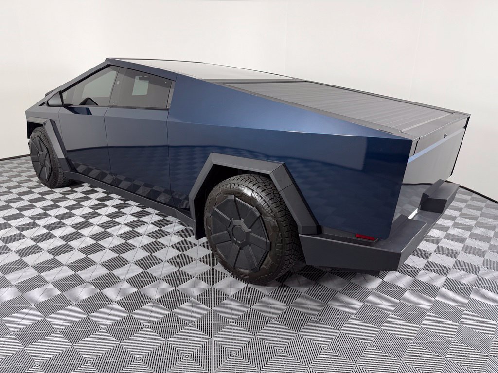 Used 2024 Tesla Cybertruck Cyberbeast AWD/4WD image 3