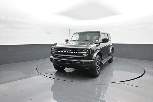 New 2026 Ford Bronco Outer Banks image 3