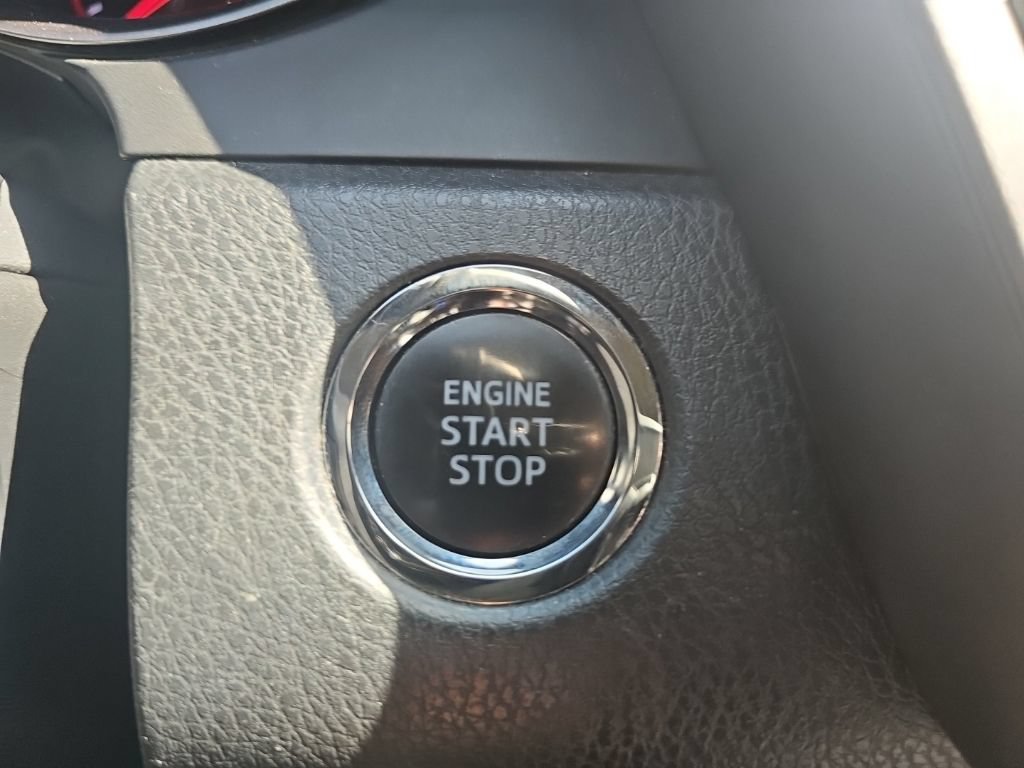 Used 2021 Toyota Camry XSE FWD image 36