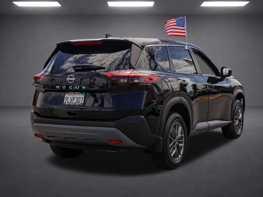 Used 2023 Nissan Rogue S FWD image 4