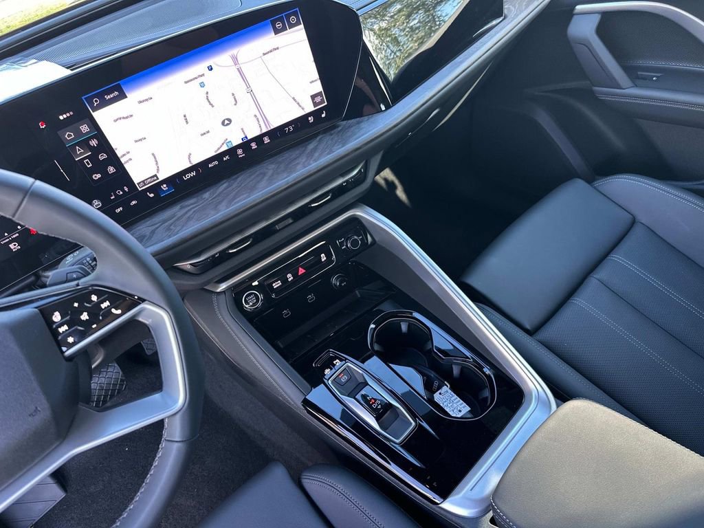 New 2025 Audi Q5 Premium Plus image 23