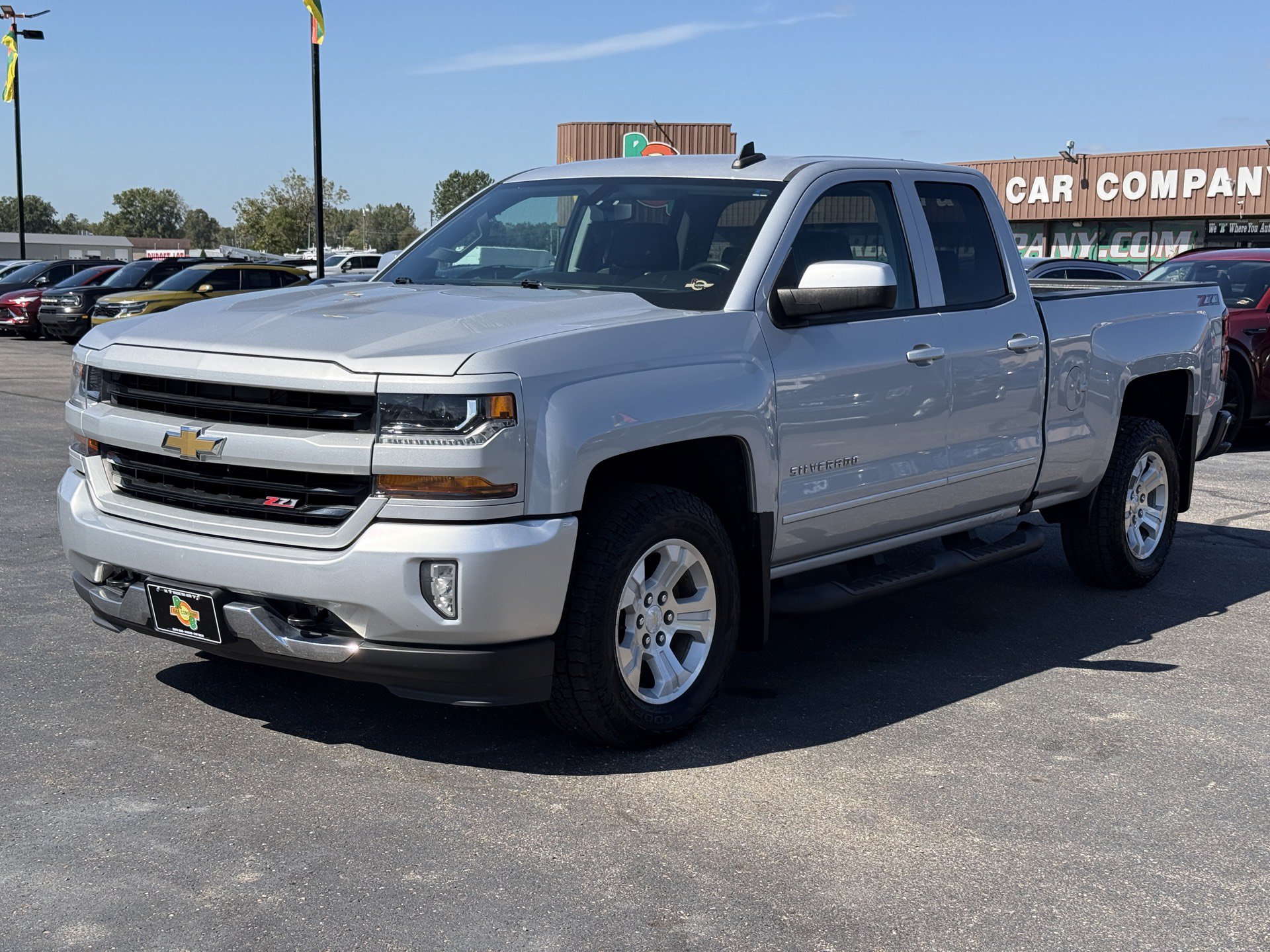 Used 2018 Chevrolet Silverado 1500 LT w/ All Star Edition AWD/4WD image 4