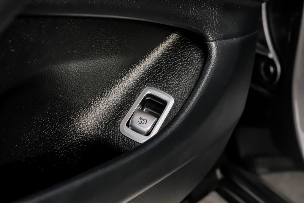 Used 2019 Mercedes-Benz S 560 4MATIC Sedan image 63