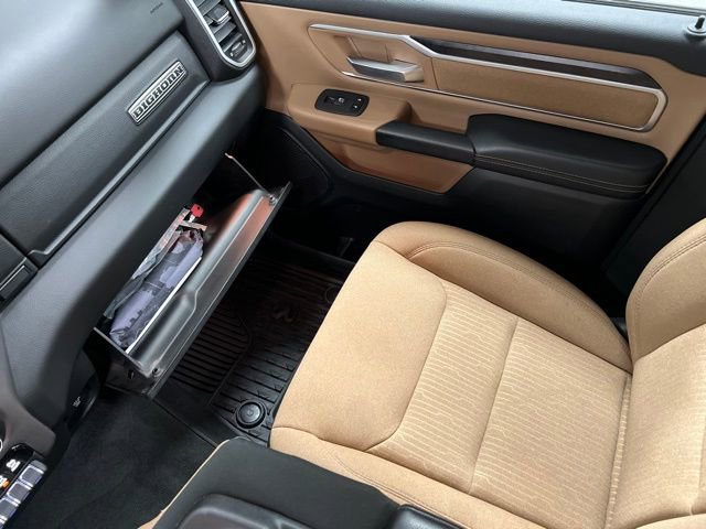 Used 2021 RAM 1500 Big Horn AWD/4WD image 36