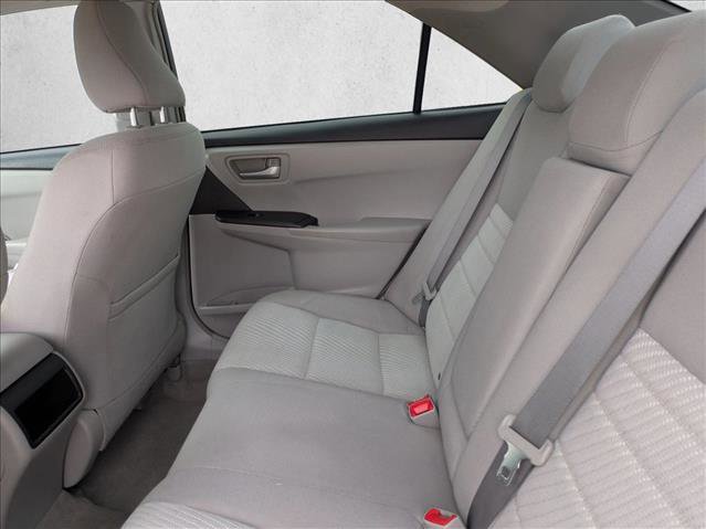Used 2017 Toyota Camry LE image 17