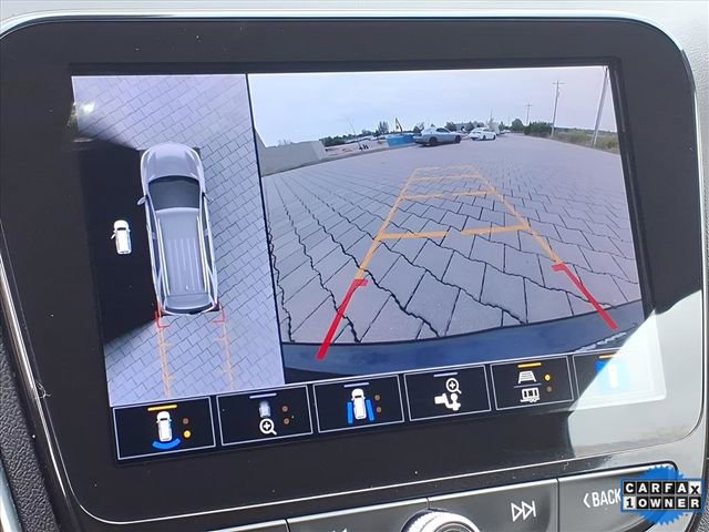 Used 2023 Chevrolet Equinox Premier image 10