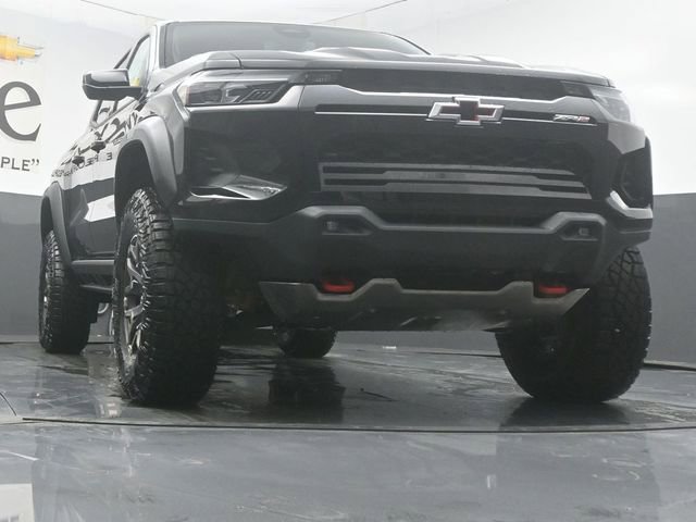 New 2026 Chevrolet Colorado ZR2 image 3