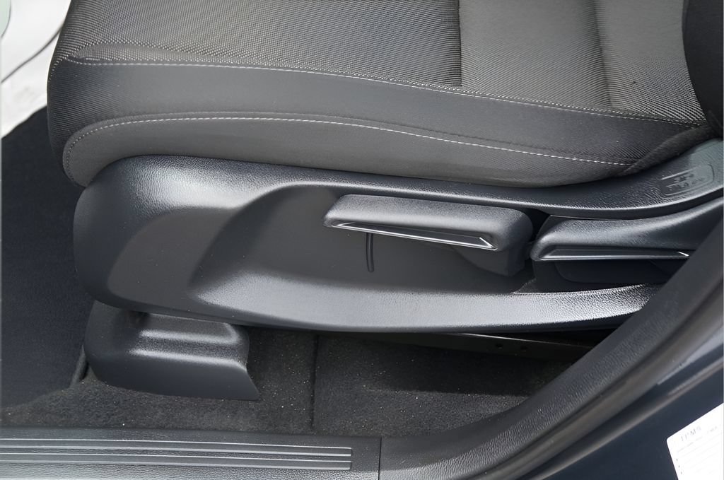 Certified 2024 Honda CR-V LX image 19