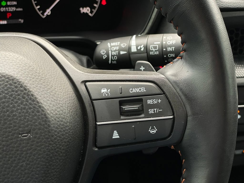 Used 2025 Honda CR-V Sport image 14