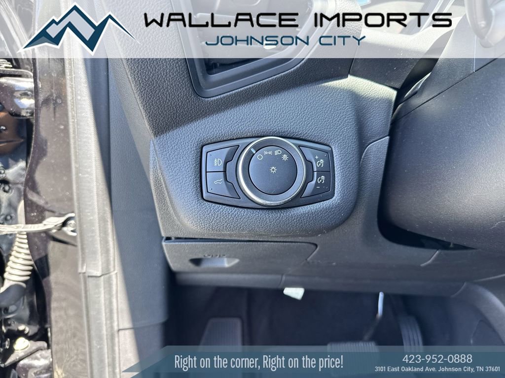 Used 2019 Ford Escape SEL AWD/4WD image 30