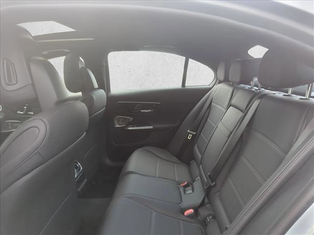 Used 2024 Mercedes-Benz C 300 4MATIC Sedan image 21