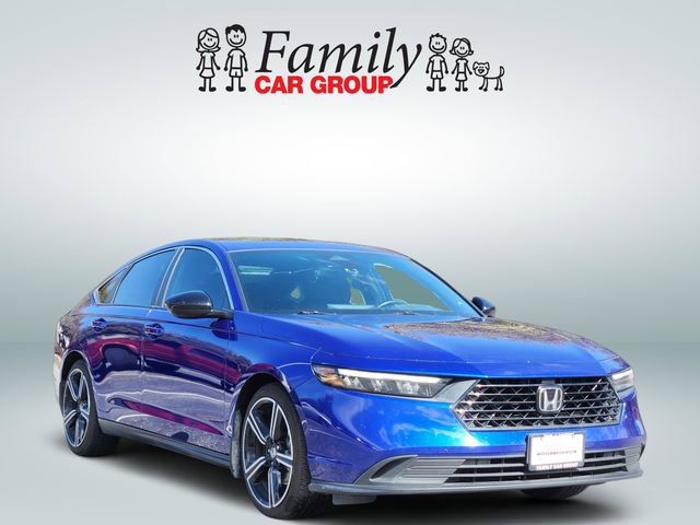 Used 2023 Honda Accord Sport image 2
