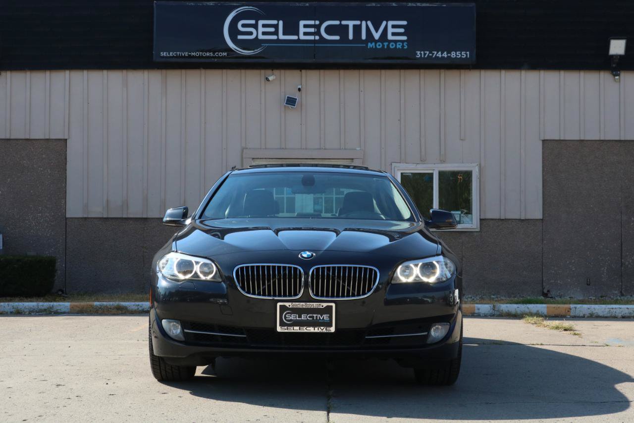 Used 2012 BMW 535i xDrive Sedan AWD/4WD image 2