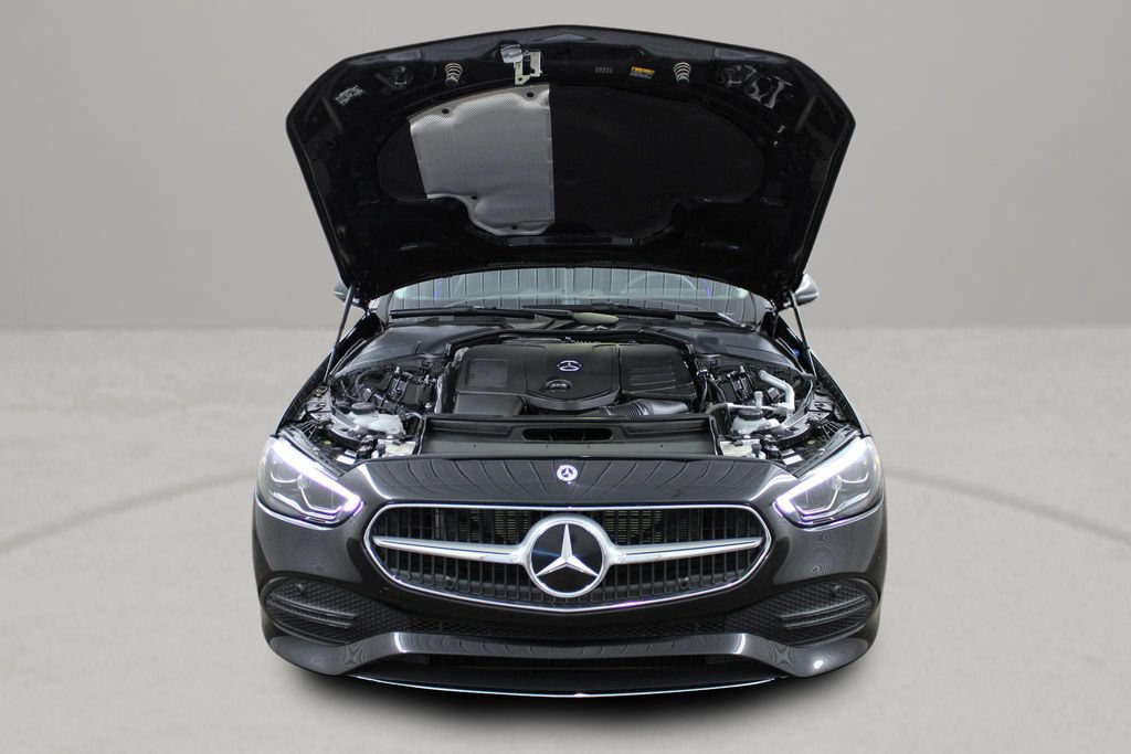 Used 2024 Mercedes-Benz C 300 Sedan image 38