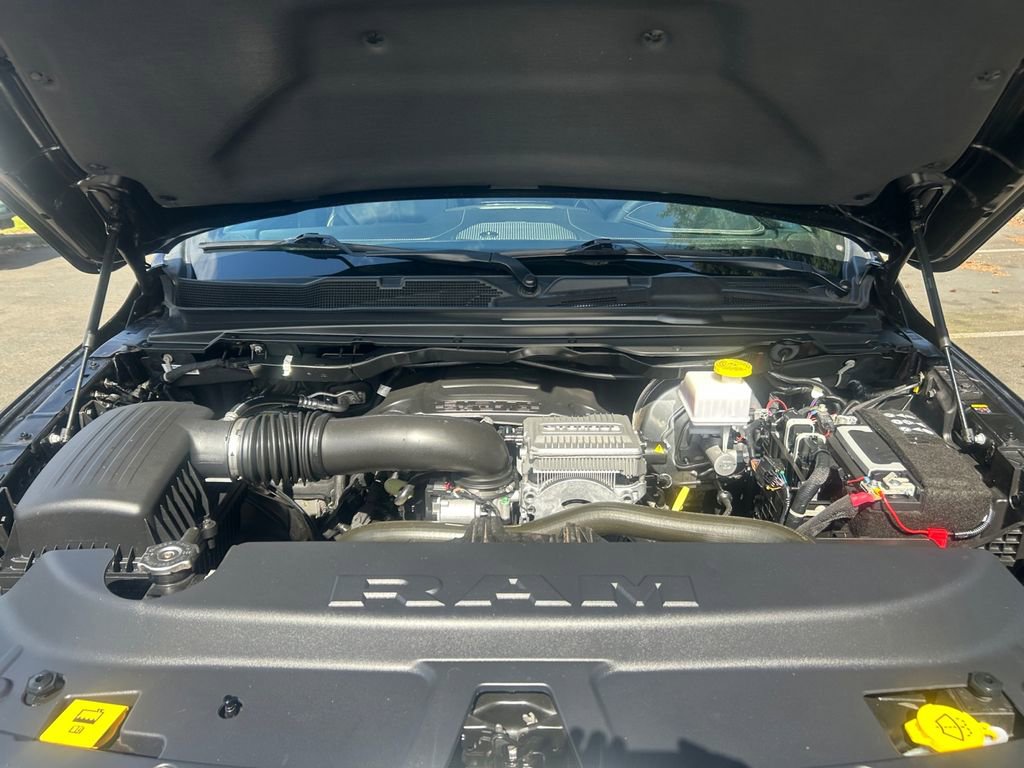 Used 2024 RAM 1500 Limited image 29